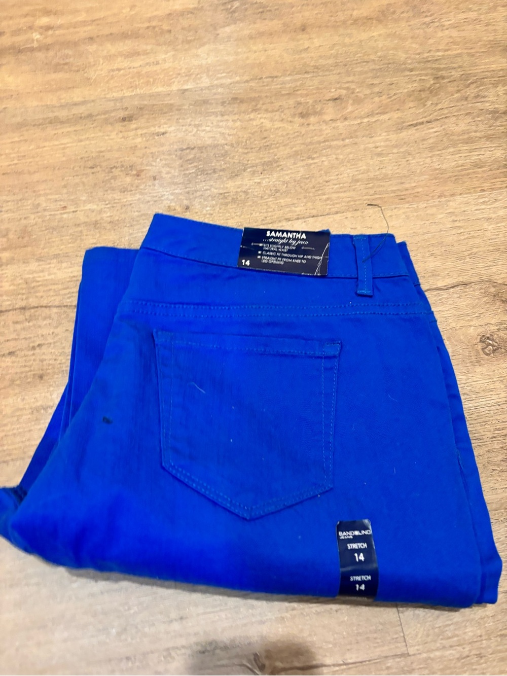 Bandolino Jeans vibrant blue size 14. Samantha style